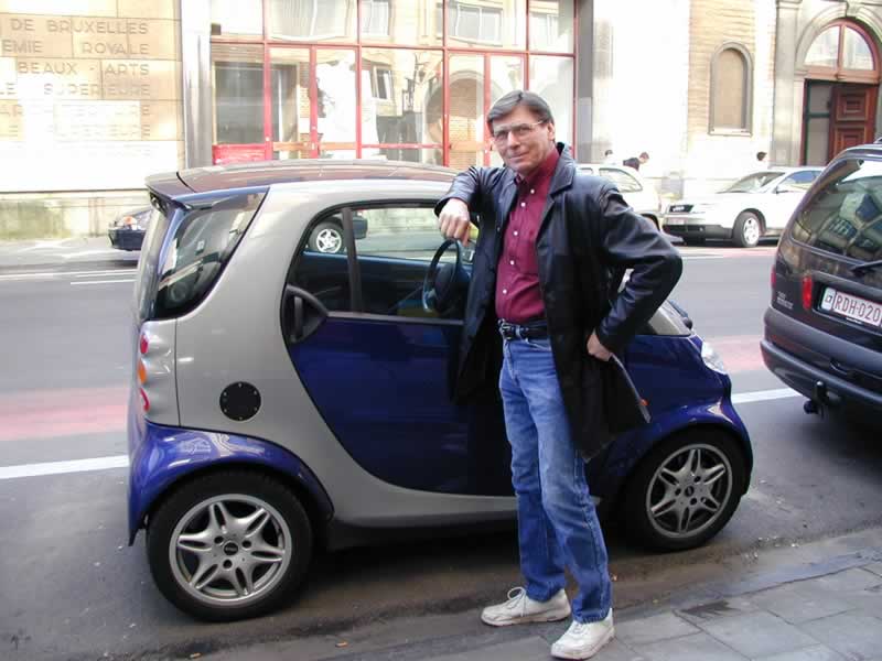 Al's favorite car - Smart Car